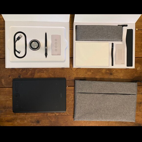 Wacom Intuos Pro Paper Edition digital graphic drawing tablet and case Medium - Picture 14 of 16